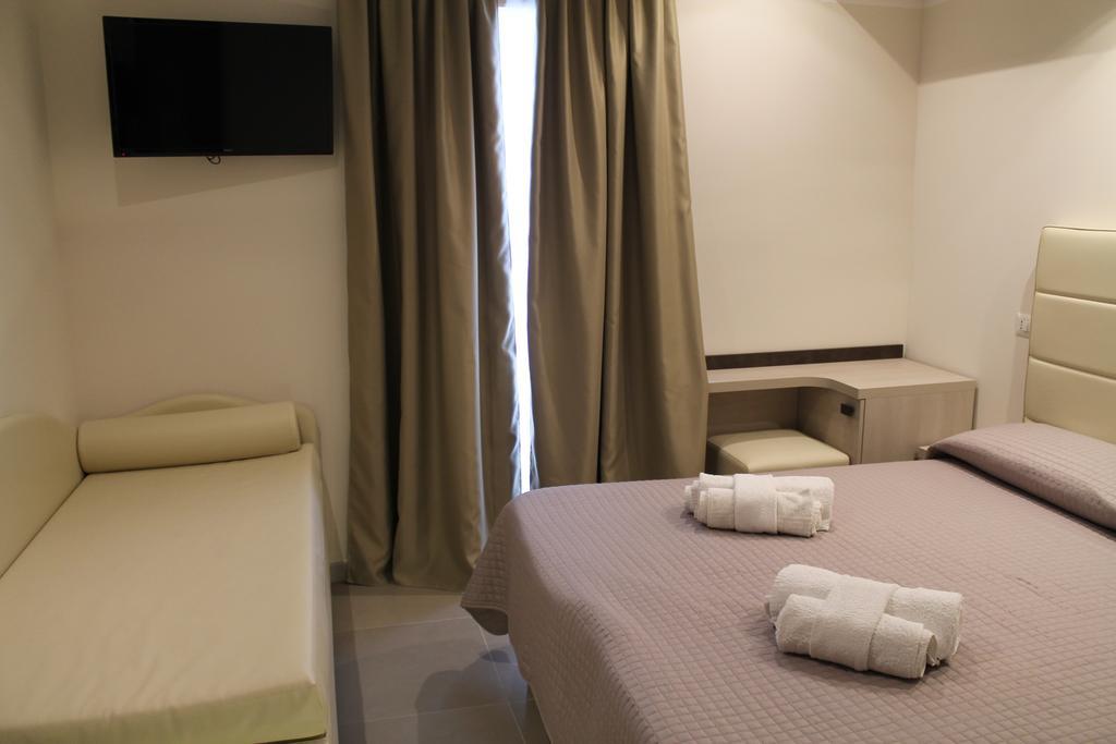 Hotel Sant'Elena Rimini Ngoại thất bức ảnh